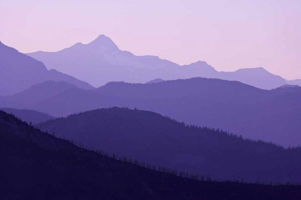 WA, Pasayten Wilderness Sunset on mountains